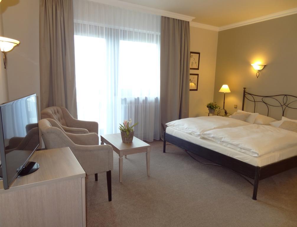 Hotel Seipel Leimen  Exteriör bild